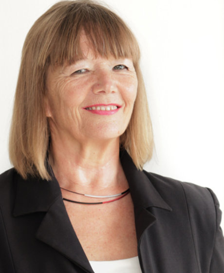 IRIS BECKER